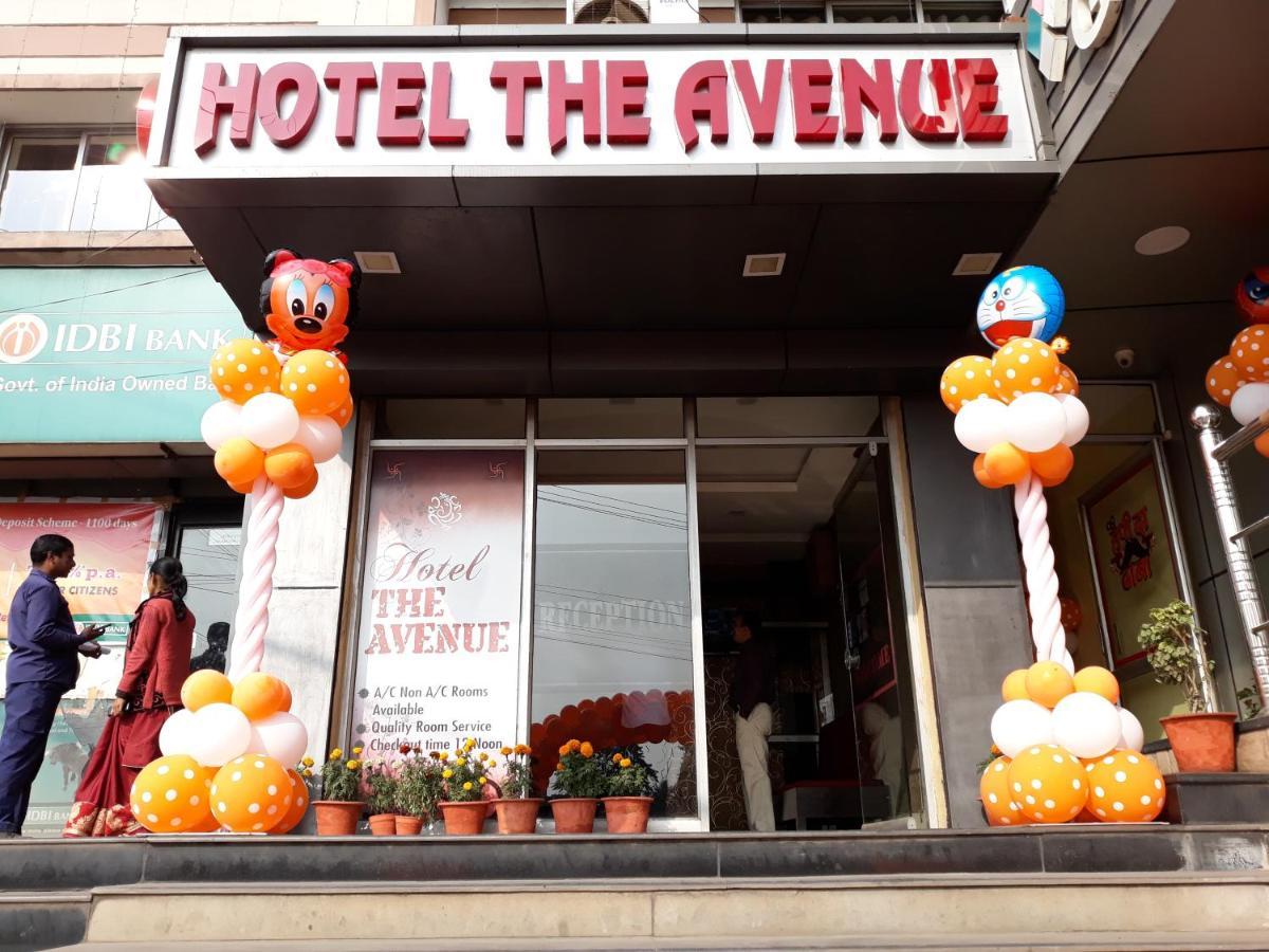 Hotel The Avenue Gamharia Екстер'єр фото