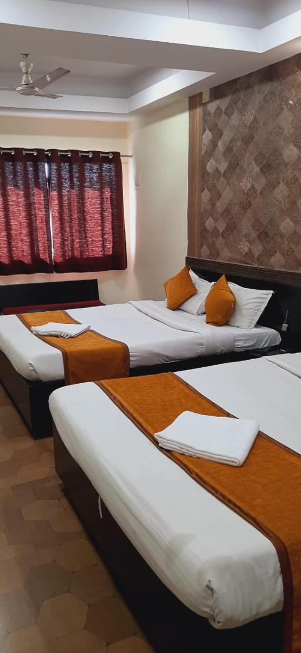 Hotel The Avenue Gamharia Екстер'єр фото